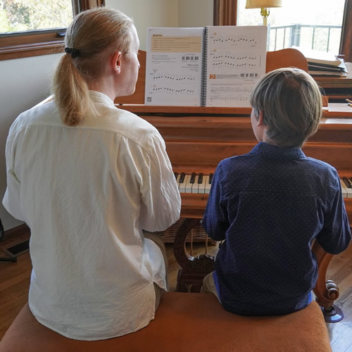 Beginning Piano Lessons - on Zoom!